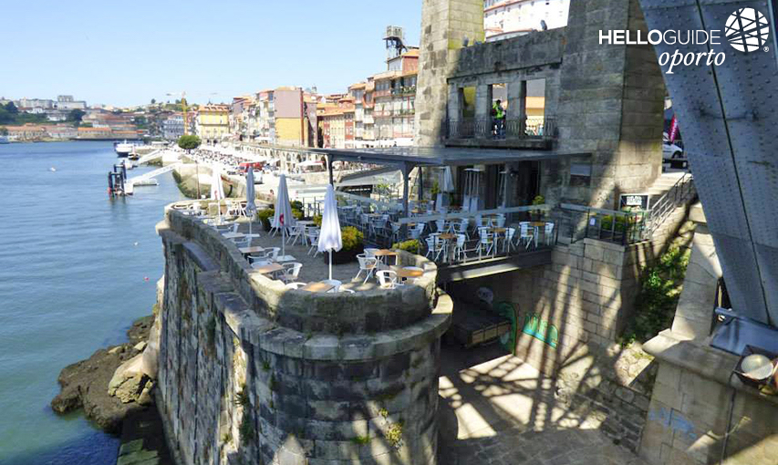 De Riverside terraza