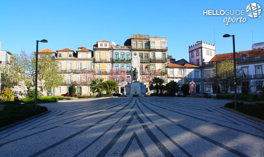 Praça de Carlos Alberto