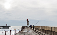 Маяк на моле Дору