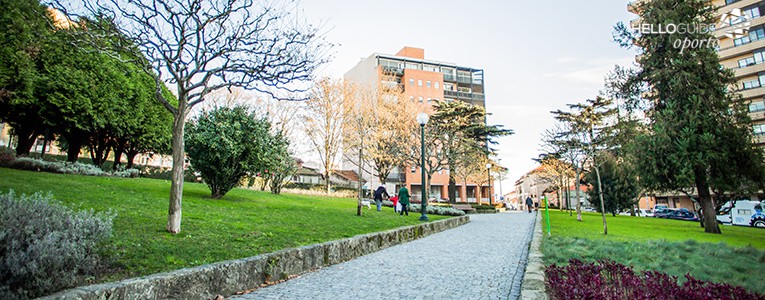 jardim da praca da rainha d amelia oporto helloguide 02