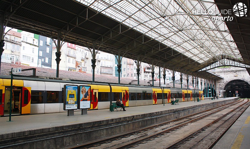 Train à la gare de São Bento
