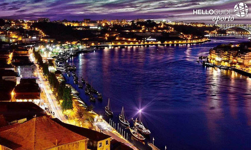 La beauté de la nuit sur le fleuve Douro