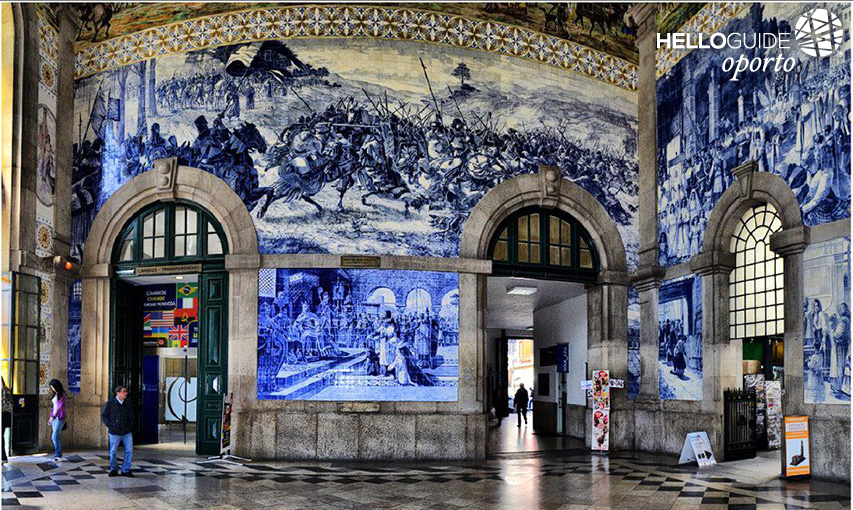 Panneaux de tuiles dans la gare de São Bento